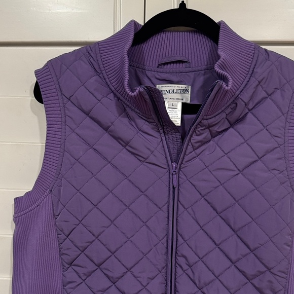 Pendleton Purple Quilted Women's Vest - Picture 4 of 7